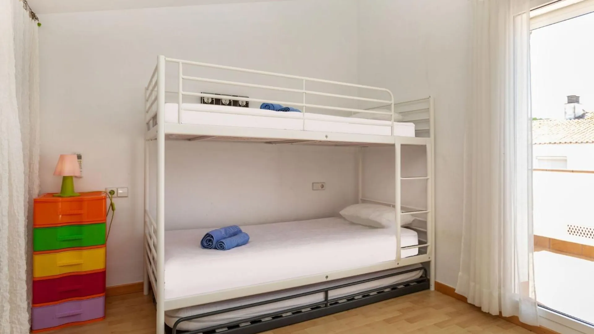 Apartment Poble Amarres By Interhome L' Escala Spagna