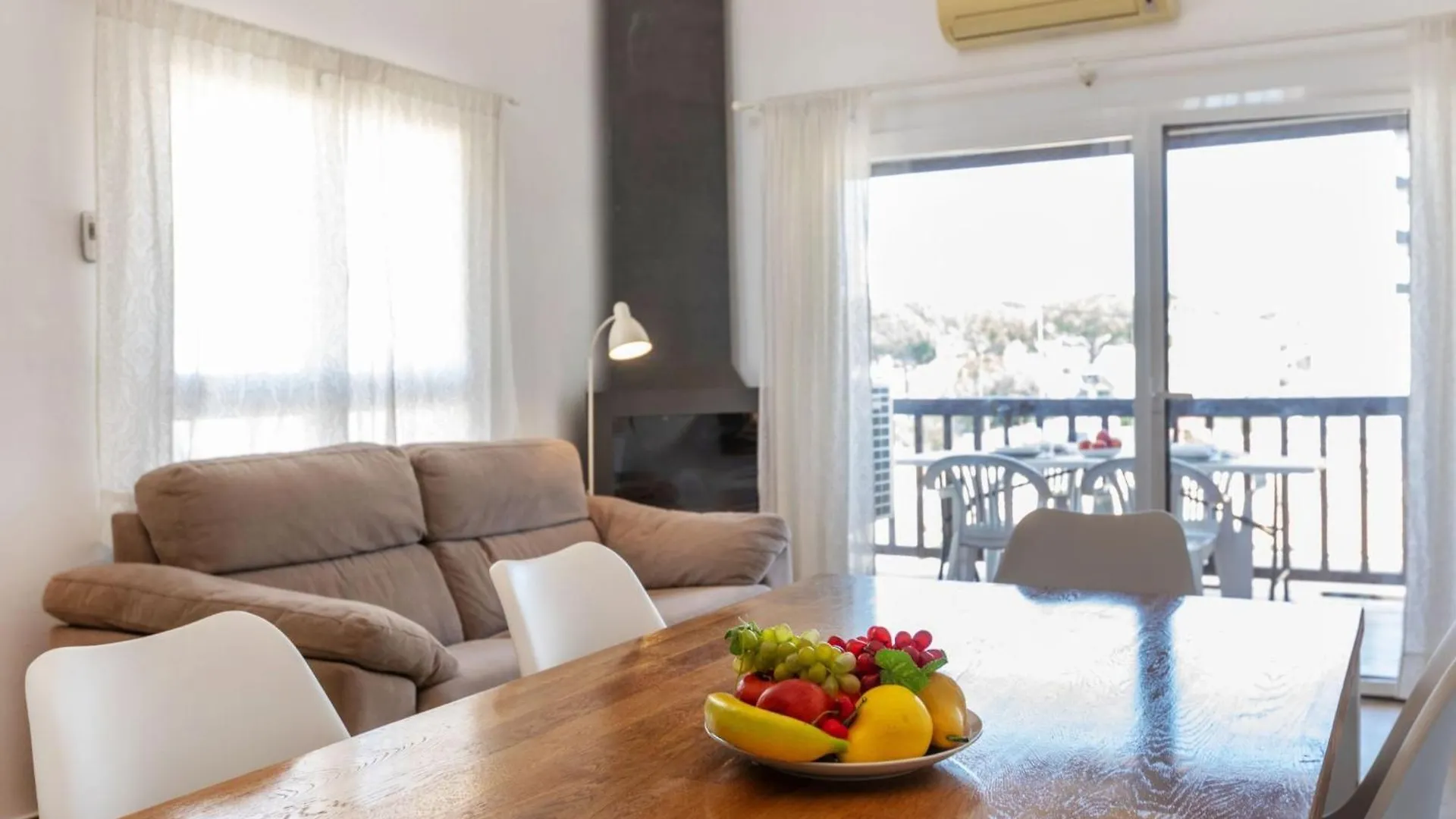 Apartment Poble Amarres By Interhome L' Escala