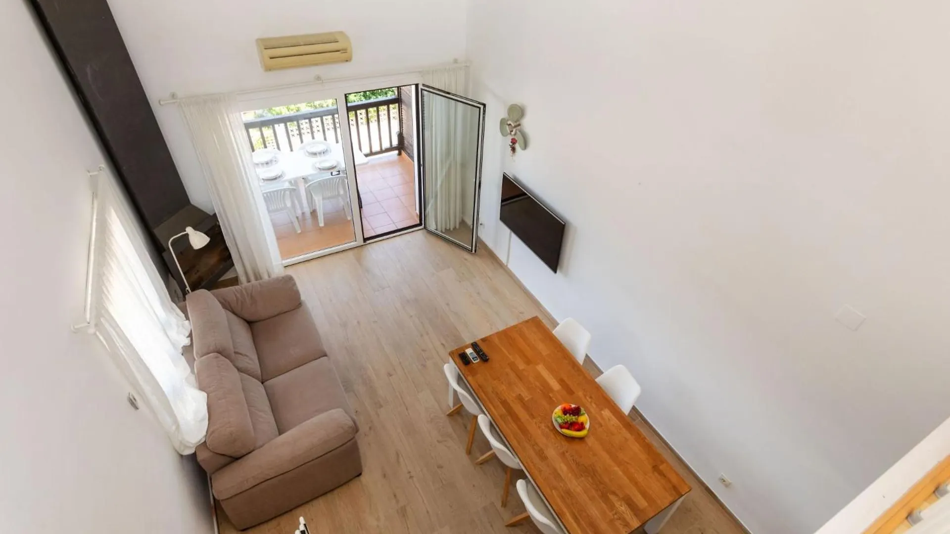 Apartment Poble Amarres By Interhome L' Escala